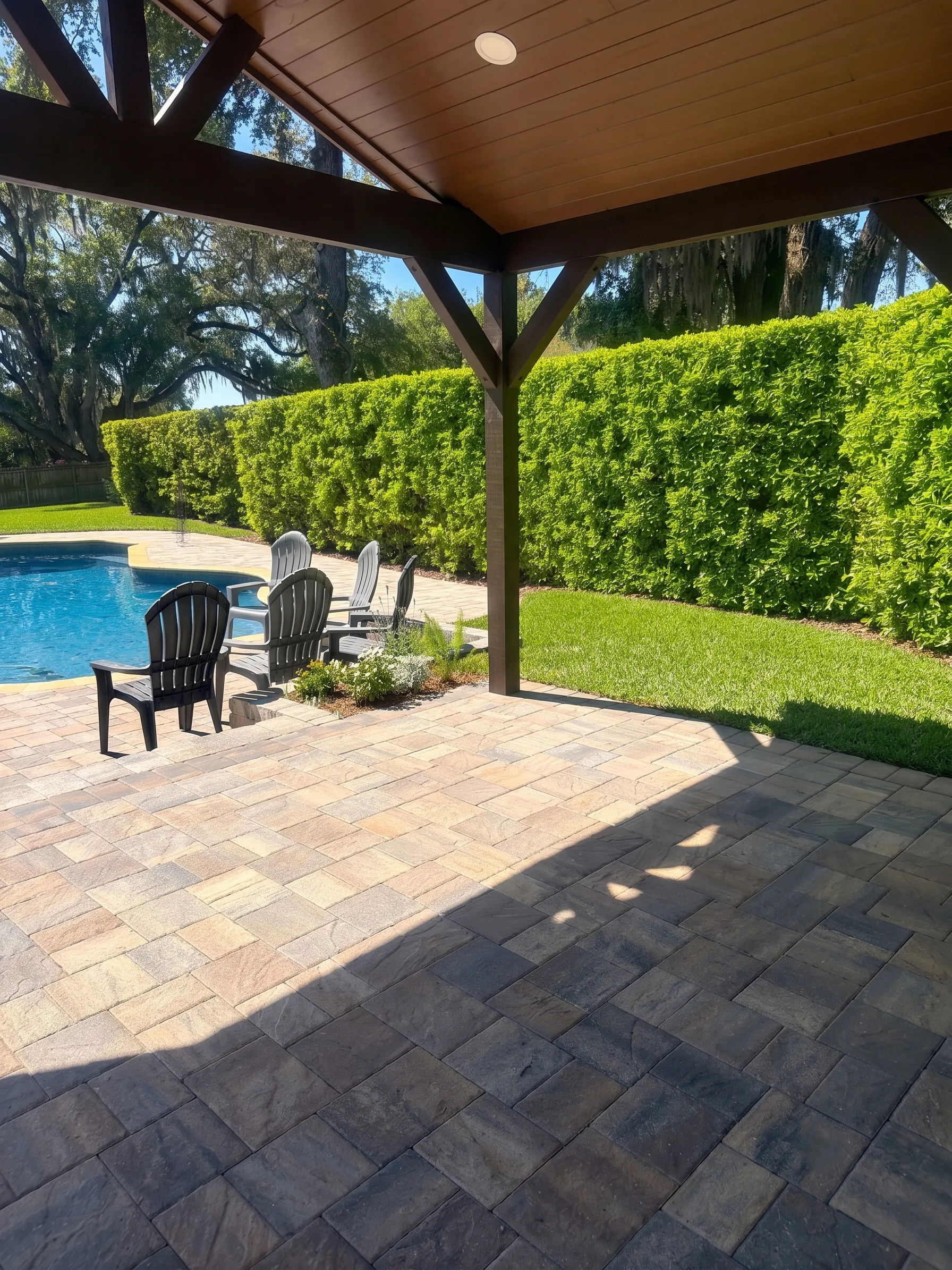 Pergolas & Summer Kitchens